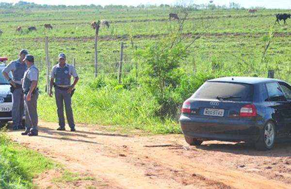 Carro foi localizado por meio de informa&ccedil;&otilde;es de trabalhadores rurais ( Divulgação)