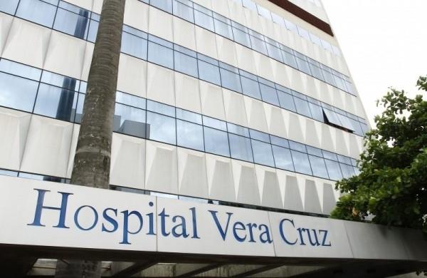 Tr&ecirc;s pacientes morreram em janeiro de 2013 na cl&iacute;nica de resson&acirc;ncia que fica dentro do hospital  ( Cedoc/RAC)