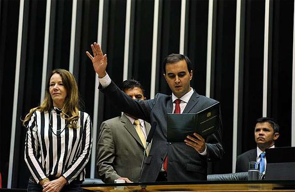 Gustavo Petta (PCdoB-SP) foi ex-presidente da Uni&atilde;o Nacional dos Estudantes (UNE) e vereador de Campinas (SP) eleito em 2012  (Zeca Ribeiro / Câmara dos Deputados)