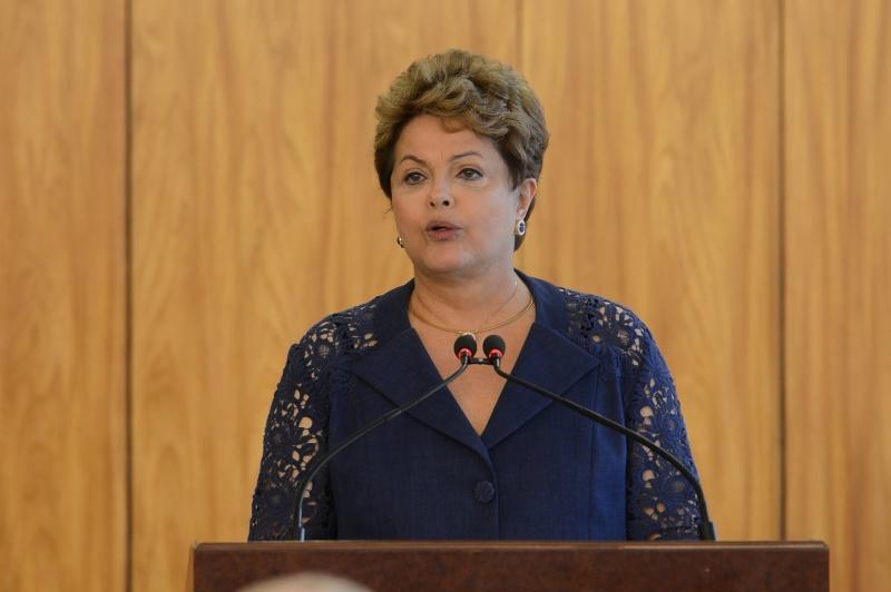 A presidente assinou um decreto que institui o Sistema Nacional de Prevenção e Combate à Tortura (Agência Brasil)