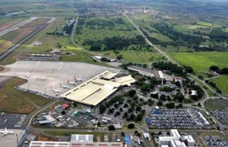 Vista aérea do Aeroporto Internacional de Viracopos, em Campinas  ( Cedoc/RAC)
