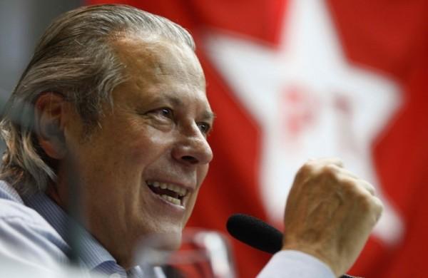 Jos&eacute; Dirceu est&aacute; preso em Bras&iacute;lia ( Cedoc/RAC)