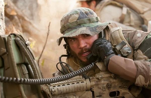 Cena do filme 'O Grande Her&oacute;i', com dire&ccedil;&atilde;o de Peter Berg ( Divulgação)