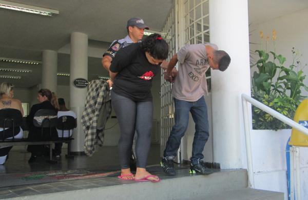 Os desempregados Maria Heloísa Mateus de Souza, 38 anos, e Jussiel Batista, 32, foram detidos por volta das 8h30  (Alenita Ramirez/AAN)