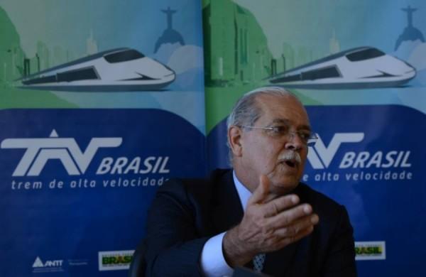 Ministro César Borges, dos Transportes, afirmou que o trem-bala tem viabilidade técnica e é um avanço tecnológico (Fabio Rodrigues Pozzebom/ Agência Brasil)