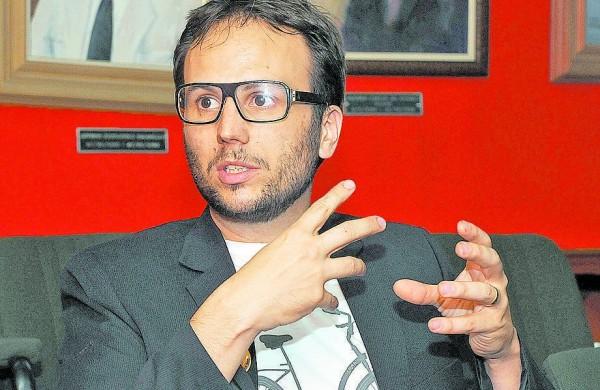 Ricardo Côrrea passou o dia pedalando em Piracicaba para observar os desafios  (Justino Lucente)