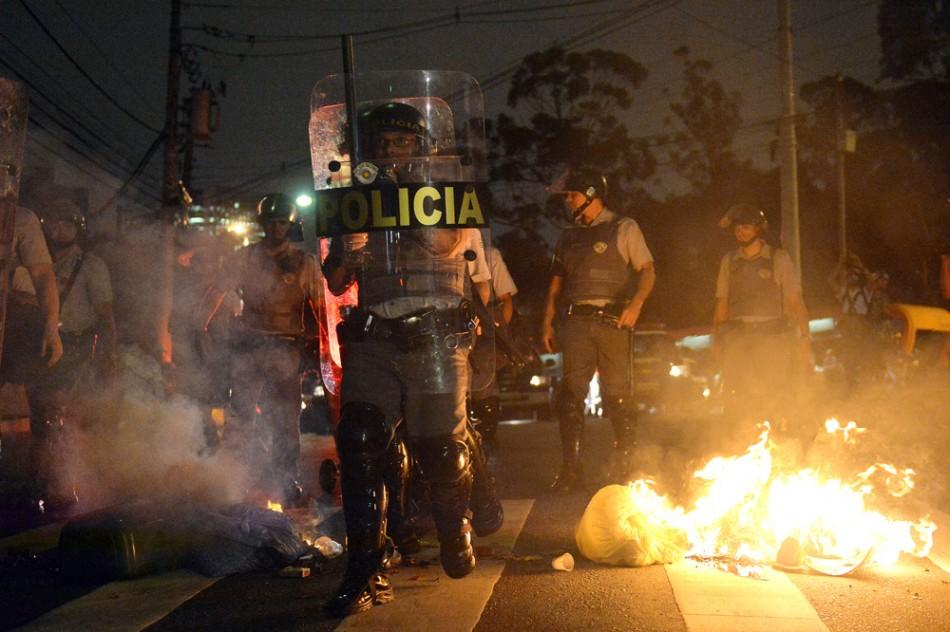 Os envolvidos em episódios violentos em SP terão de se apresentar a autoridades policiais no horário dos protestos (France Presse)