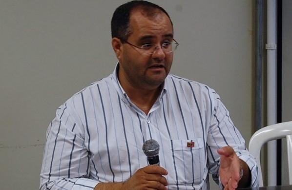 Para o presidente do Sindicato dos Servidores, Wagner Rodrigues, medida da prefeitura é 'absurda' (Guto Silveira/AAN)