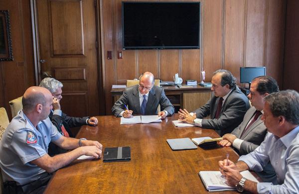 Governador Geraldo Alckmin se reuniu com a cúpula da segurança no Estado de São Paulo ( Divulgação/Portal do Governo do Estado de São Paulo)