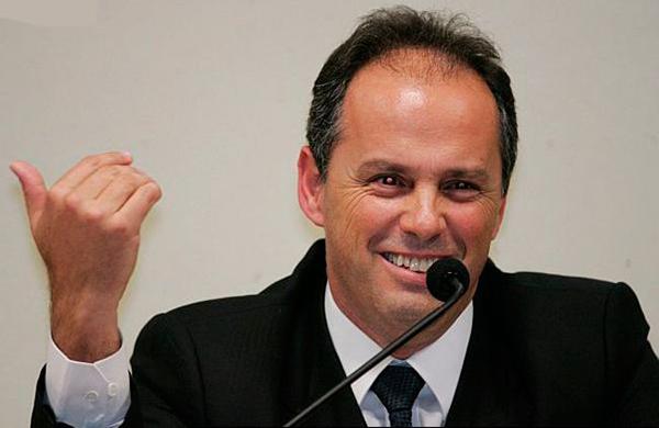 Jacinto Lamas foi condenado a pena de cinco anos de prisão em regime semiaberto, pelo crime de lavagem de dinheiro. ( Cedoc/RAC)