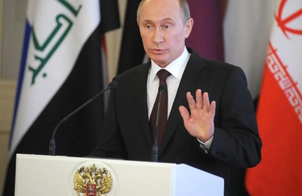 No entanto, Putin estabeleceu como condição que Snowden deixe de fornecer informações prejudiciais aos EUA (France Presse)