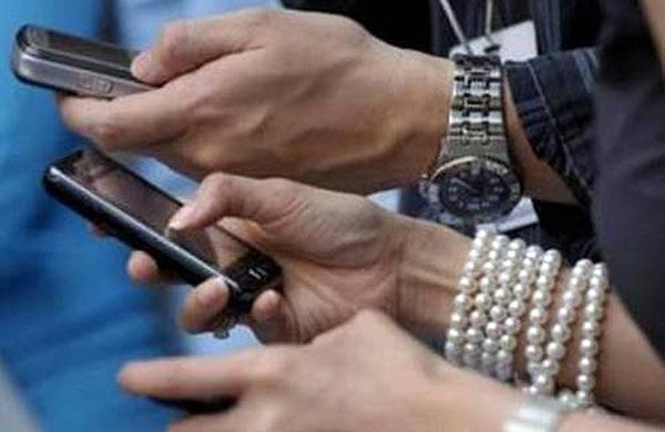 O Brasil tem a tarifa de chamadas de celular mais cara do mundo em termos absolutos (France Presse)