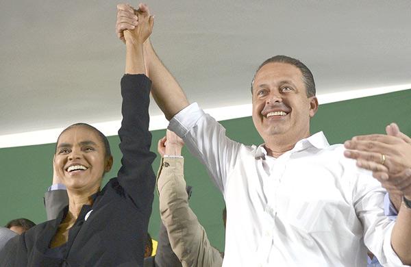 Ex-senadora Marina Silva assinou sábado (5) filiação ao PSB e declarou apoio a Eduardo Campos (Agência Brasil)