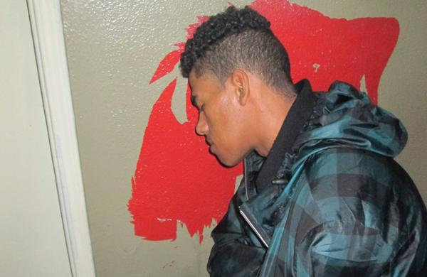 Pintor Anderson da Conceição César, de 26 anos, suspeito de integrar um trio que rouba celulares de estudantes (Alenita Ramirez/AAN)