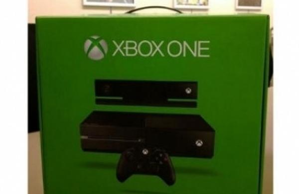 Embalagem original do Xbox One que chega em novembro às lojas (Reprodução )
