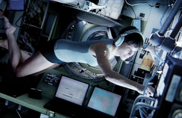 Cena do filme de ficção científica 'Gravidade', de Alfonso Cuarón ( Divulgação)