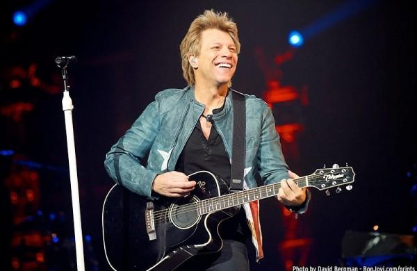 A banda liderada por Jon Bon Jovi tocará no Rock in Rio sem um de seus mais antigos integrantes, o baterista Tico Torres ( Divulgação)