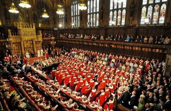 Primeiro-ministro David Cameron apresentou polêmico projeto para que os provedores impeçam acesso aos conteúdos pornográficos (France Press)