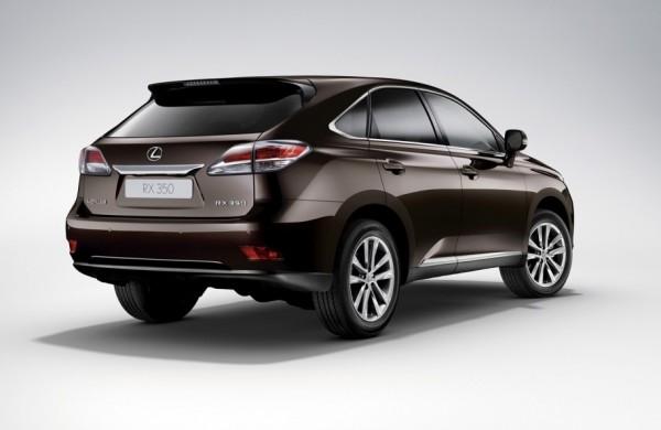 Parte do recall envolve 200 mil carros híbridos (motor a gasolina e energia elétrica), especialmente dos modelos de luxo Lexus RX (foto) e 4X4 Highlander ( Divulgação)