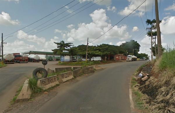 Dupla estava na Avenida Antônio Fadim furtando o diesel do caminhão tanque quando ocorreu a prisão, em Paulínia (Reprodução/Google Maps)