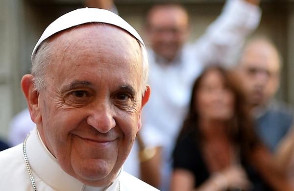 Papa Francisco envia mensagem aos muçulmanos em referência ao Ramadã (France Press)