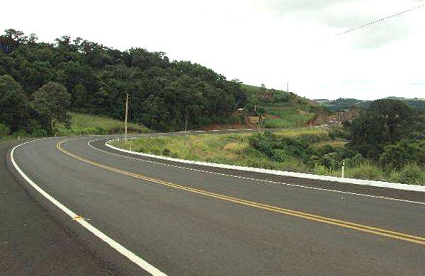 Publicará nos próximos dias edital para a contratação de empresa para completar as obras da BR-282, rodovia que liga Florianópolis a Paraíso (SC)  (Divulgação/DNIT)