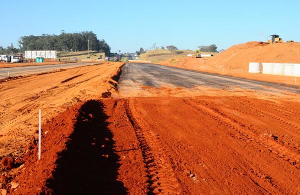 Trecho inicial da ampliação do anel viário de Campinas em obras: extensão total de 5,8 quilômetros (Elcio Alves/AAN)