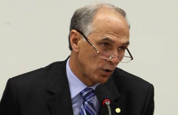 Ministério contratou o instituto dirigido por aliados políticos de Andrade (foto) para realizar concurso público do órgão, que nunca foi feito ( Divulgação)