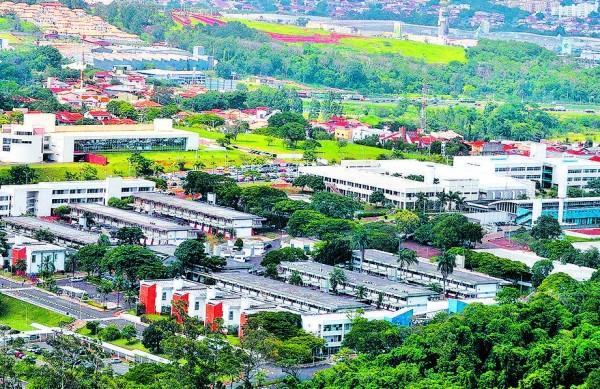 Área da Ciatec 2, que abriga diversas empresas de pesquisa em tecnologia: estudos para dobrar área  ( Cedoc/RAC)
