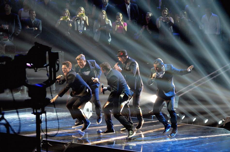 Justin Timberlake e N'Sync reunidos em premiação da MTV (France Presse)