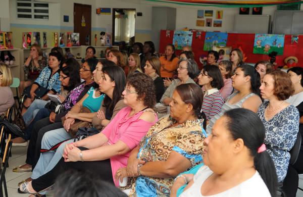 Os educadores também levaram para debate os desafios e as experiências desenvolvidas nas salas de aula ( Dominique Torquato/AAN)