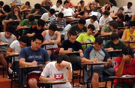Primeira fase será realizada em 10 de novembro e a segunda, nos dias 12, 13 e 14 de janeiro de 2014 ( Cedoc/RAC)