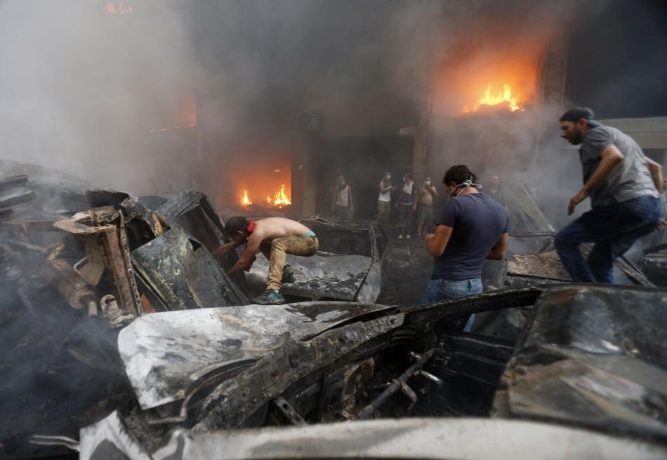 Um atentado com carro-bomba matou ao menos 14 pessoas e deixou mais de 200 feridos nesta quinta-feira em Beirute (France Presse)
