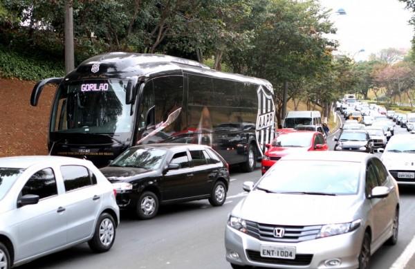 O Gorilão quebrou e complicou trânsito em avenida ( Rodrigo Zanotto/Especial para AAN)