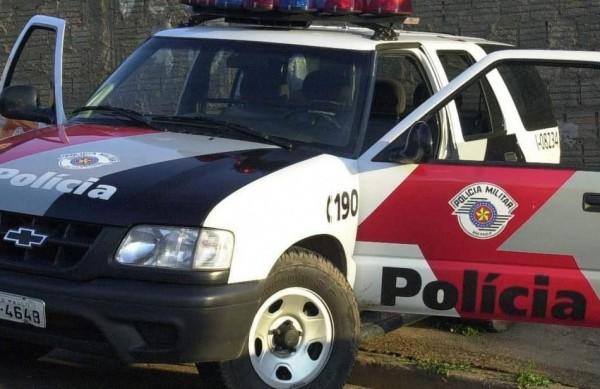 Polícia fazia patrulhamento quando avistou quadrilha em carro (Cedoc/RAC)