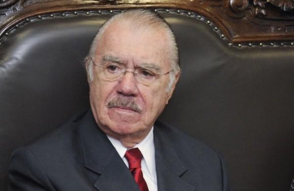 Sarney, de 83 anos, apresentou quadro de febre acompanhado de tremores (Agência Brasil)