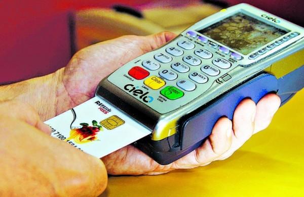 Restringir a aceitação dos tíquetes em dias ou horários determinados agora é contra a lei (Janaína Maciel/AAN)