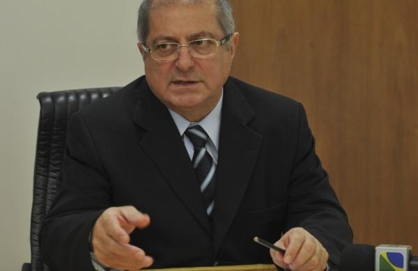 Bernardo comentou ser contrário a políticos terem concessões de rádio e de televisão (Agência Brasil)