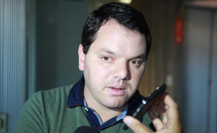 O técnico Tarcísio Pugliese disse que é delicioso para o torcedor ver seu time em primeiro lugar ( Rodrigo Zanotto/Especial para AAN)