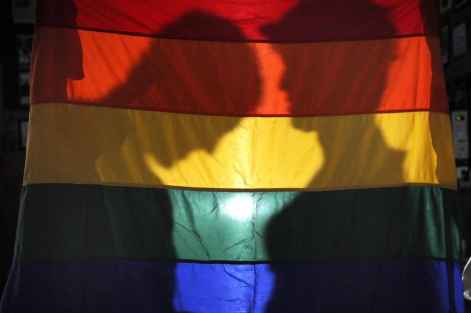 Casais homossexuais poderão se casar a partir de março (Edu Fortes/AAN)
