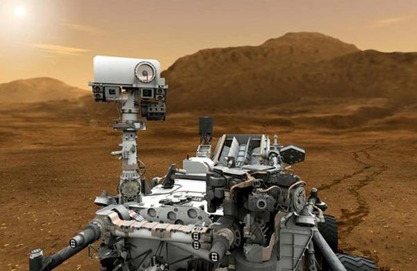 Curiosity tem o tamanho aproximado de um veículo 4x4 e pesando cerca de uma tonelada (France Presse)