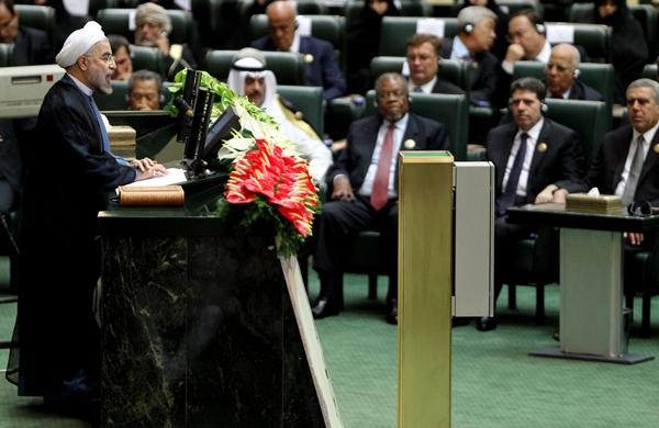 Presidente do Irã, Hassan Rohani, faz seu primeiro discurso após eleições (France Press)