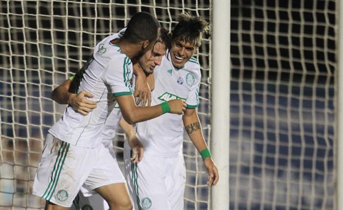 O Palmeiras chegou a oito jogos de invencibilidade na Série B, acumulando uma série de sete vitórias e um empate (AE)