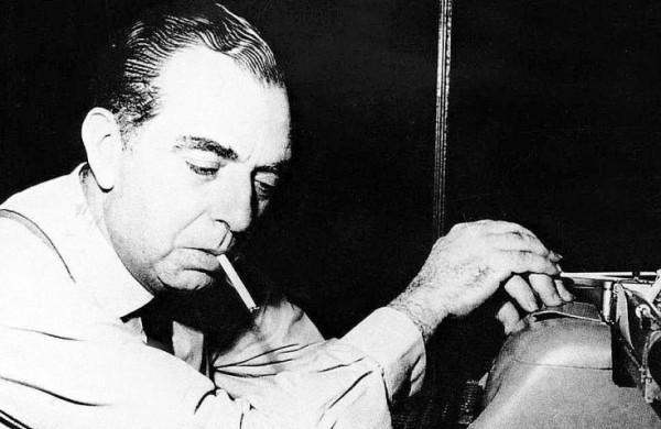 O jornalista e escritor Nelson Rodrigues publicou histórias folhetinescas sob o pseudônimo de Suzana Flag ( Cedoc/RAC)