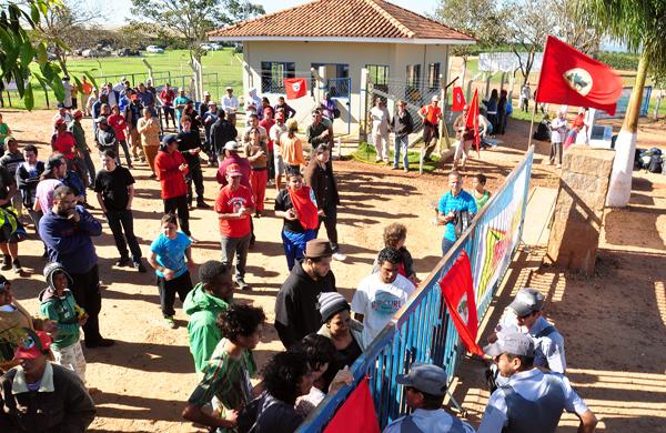  A propriedade é objeto de ação reivindicatória movida pelo Instituto Nacional de Colonização e Reforma Agrária (Incra) ( Cedoc/RAC)