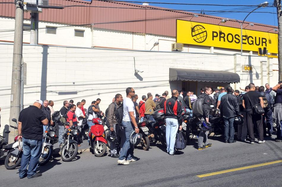 Manifestação ocorreu na frente da empresa Prosegur, em Campinas (César Rodrigues/AAN )