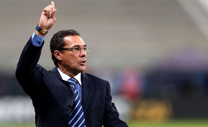 O técnico Vanderlei Luxemburgo assinou contrato até 31 de dezembro de 2013 com o Fluminense (France Press)
