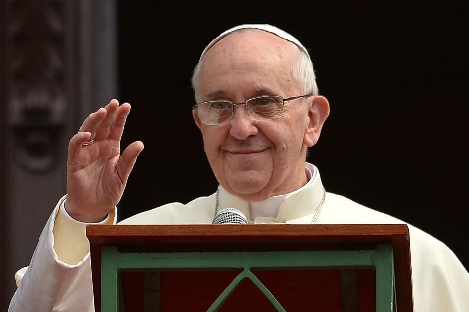 Papa Francisco após realizar a oração do Angelus, feita da sacada do Palácio São Joaquim, no Rio (France Presse)