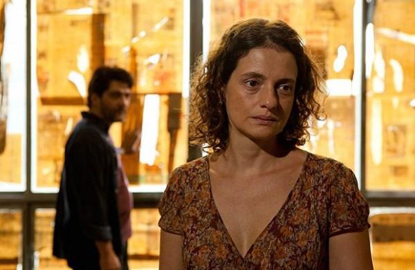 Cena do drama brasileiro 'Hoje', com direção de Tata Amaral (Direção)