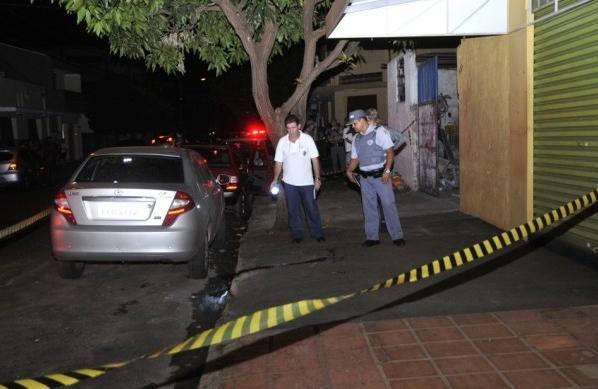 Polícia Militar isolou a cena do crime para o trabalho da perícia (Sérgio Masson/AAN)